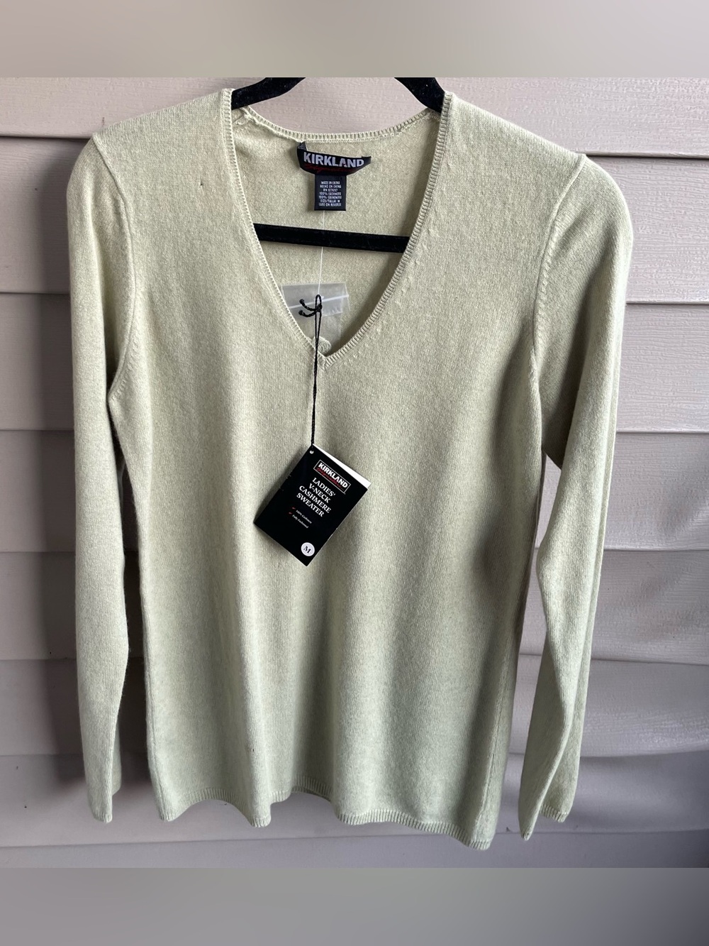Kirkland Signature Sweater Womens Medium Green 100% Cashmere V Neck Pullover